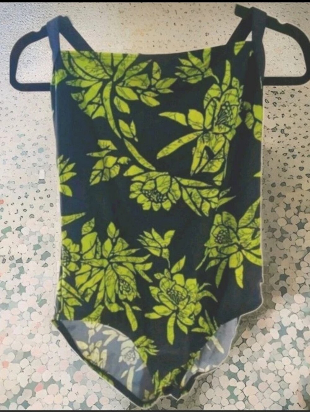 Nautica One-Piece Swimsuit Women's Size 16 Lime Tropical on Navy
